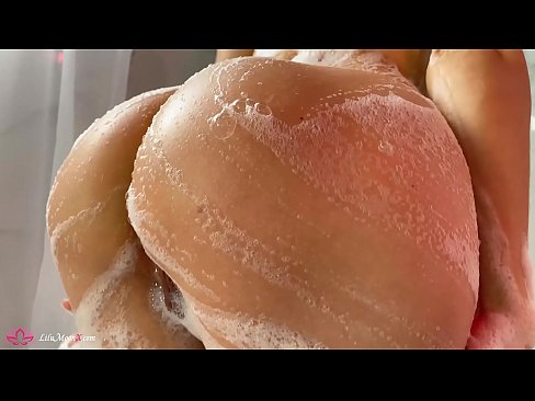 ❤️ Brunette Masturbates киска бо вибратор ба оргазми шадид дар душ ❤️ Супер секс дар мо ☑